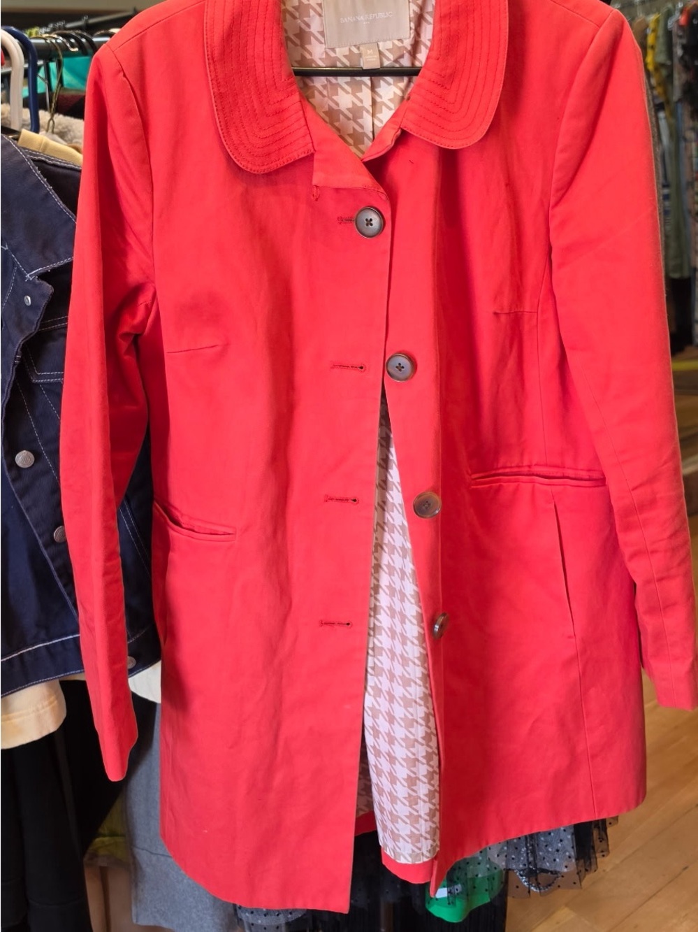 Banana Republic Coral-Red Single-Breasted Trench Coat